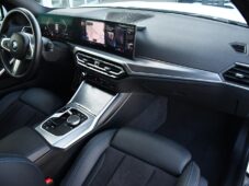 BMW Řada 3 320d xDrive M-SPORT ČR 1.M - 11