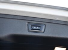 BMW Řada 3 320d xDrive M-SPORT ČR 1.M - 44