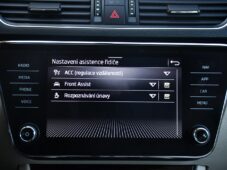 Škoda Superb 2.0TDi147kW STYL DSG 4X4 ČR 1M - 33