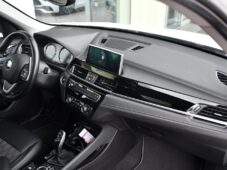 BMW X1 xDrive20d A/T PANO TAŽNÉ 1M ČR - 17