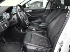 BMW X1 xDrive20d A/T PANO TAŽNÉ 1M ČR - 12