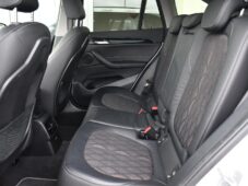 BMW X1 xDrive20d A/T PANO TAŽNÉ 1M ČR - 18