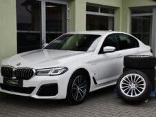 BMW Řada 5 530e PHEV M-SPORT xD HUD 1M ČR - 1