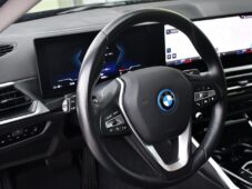 BMW i4 eDrive40 - 15