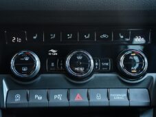 Škoda Kodiaq 2.0BiTDi RS 4X4 PANO DSG ČR 1M - 33