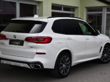 BMW X5 xDrive40i M-SPORT - 3