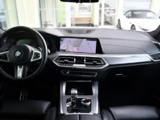 BMW X5 xDrive40i M-SPORT - 4