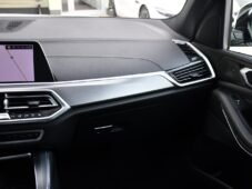 BMW X5 xDrive40i M-SPORT - 7