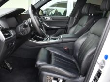 BMW X5 xDrive40i M-SPORT - 12