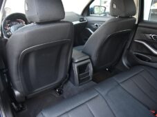 BMW Řada 3 318d SERV.KNÍŽKA 1M ČR - 14