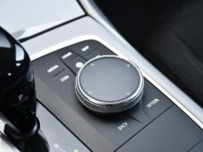 BMW Řada 3 318d SERV.KNÍŽKA 1M ČR - 36