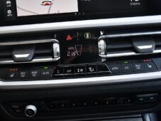 BMW Řada 3 318d SERV.KNÍŽKA 1M ČR - 39