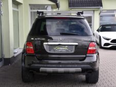 Mercedes-Benz Třídy M 320CDI 4MATIC - 9