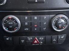 Mercedes-Benz Třídy M 320CDI 4MATIC - 25