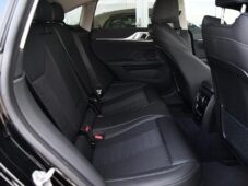 BMW i4 eDrive35 3L-ZÁRUKA 9tis.KM 1M - 23