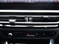 BMW i4 eDrive35 3L-ZÁRUKA 9tis.KM 1M - 29