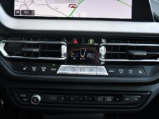 BMW Řada 2 218d M-SPORT 1M ČR 3LZÁRUKA - 26