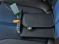 BMW Řada 2 218d M-SPORT 1M ČR 3LZÁRUKA - 36