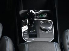 BMW Řada 2 218d M-SPORT 1M ČR ACC - 25