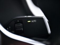 BMW Řada 2 218d M-SPORT 1M ČR ACC - 29