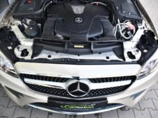 Mercedes-Benz Třídy E 400 KABRIO - 24