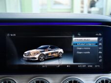 Mercedes-Benz Třídy E 400 KABRIO - 38