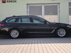 BMW Řada 5 520i SERV.KNÍŽKA KAMERA 1M ČR - 5
