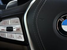 BMW Řada 5 520i SERV.KNÍŽKA KAMERA 1M ČR - 19