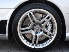 Mercedes-Benz SL 65 V12 AMG - 35