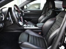 Alfa Romeo Giulia 2.0T16V206kWCOMPETIZIONE 1M - 12