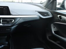BMW Řada 2 218d M-SPORT HUD ČR 1M - 7