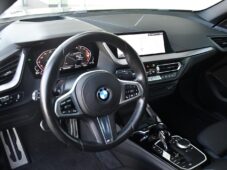 BMW Řada 2 218d M-SPORT HUD ČR 1M - 14