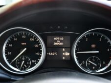 Mercedes-Benz GL 350 BLUETEC 4MATIC PANO 7.MÍST - 29