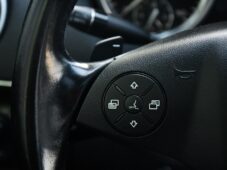 Mercedes-Benz GL 350 BLUETEC 4MATIC PANO 7.MÍST - 24