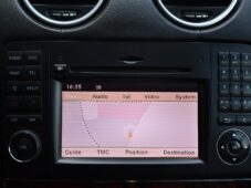 Mercedes-Benz GL 350 BLUETEC 4MATIC PANO 7.MÍST - 28