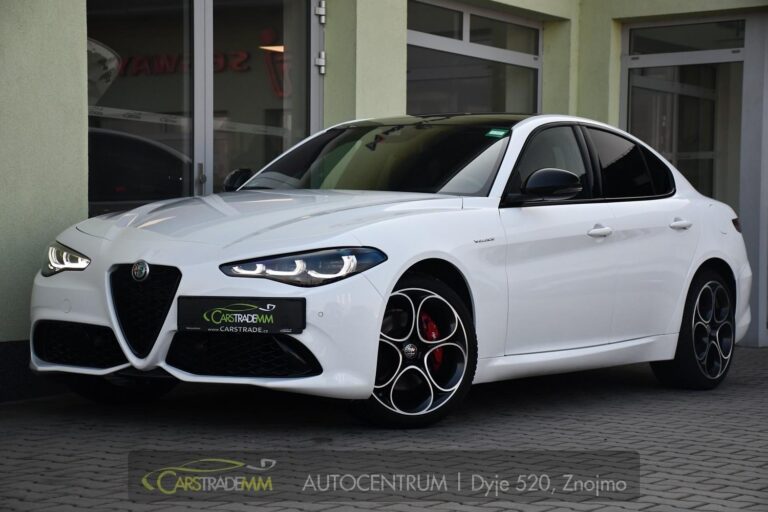 Alfa Romeo Giulia 2,0T 16V 206kW AT8-Q4 Veloce - 1