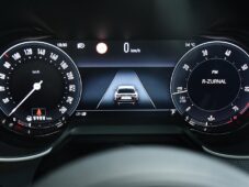 Alfa Romeo Giulia 2,0T 16V 206kW AT8-Q4 Veloce - 27