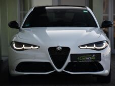 Alfa Romeo Giulia 2,0T 16V 206kW AT8-Q4 Veloce - 5