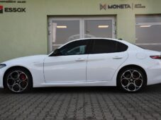 Alfa Romeo Giulia 2,0T 16V 206kW AT8-Q4 Veloce - 7