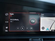 Alfa Romeo Giulia 2,0T 16V 206kW AT8-Q4 Veloce - 40