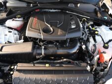 Alfa Romeo Giulia 2,0T 16V 206kW AT8-Q4 Veloce - 46