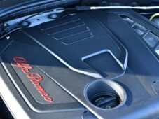 Alfa Romeo Giulia 2,0T 16V 206kW AT8-Q4 Veloce - 47