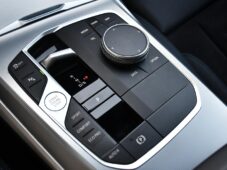 BMW Řada 3 320d xD M-SPORT MELBOURNE-ROT - 45