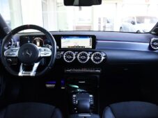 Mercedes-Benz CLA 35 AMG 4MATIC PANO HUD - 4