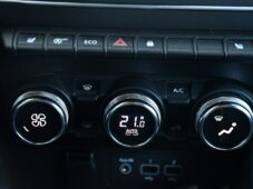 Renault Clio 1.0 - 25