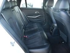 BMW Řada 3 320d xDrive M-SPORT ČR 1.M - 15