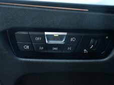 BMW Řada 3 320d xDrive M-SPORT ČR 1.M - 26