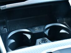 BMW Řada 3 320d xDrive M-SPORT ČR 1.M - 34