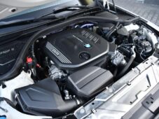 BMW Řada 3 320d xDrive M-SPORT ČR 1.M - 48