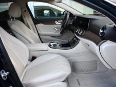 Mercedes-Benz Třídy E 400D 4 MATIC - 20